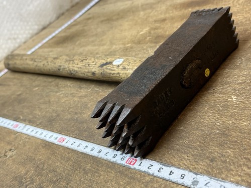 Outil ancien old tool - old,
